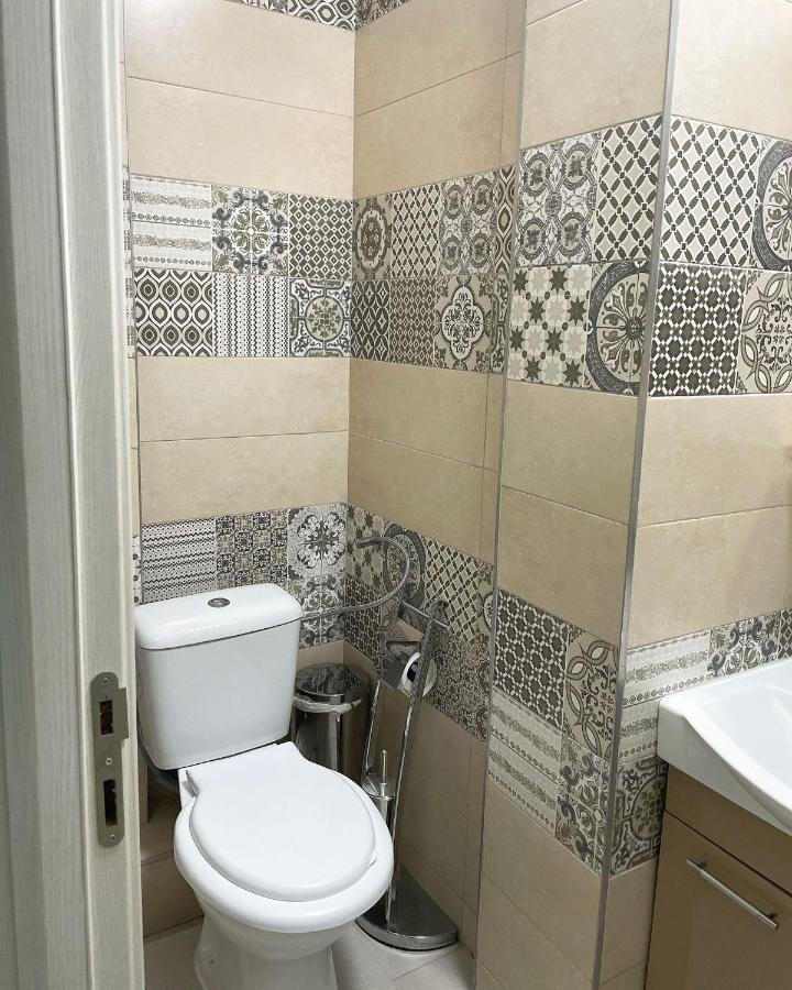 White Apartment Bucharest Luaran gambar